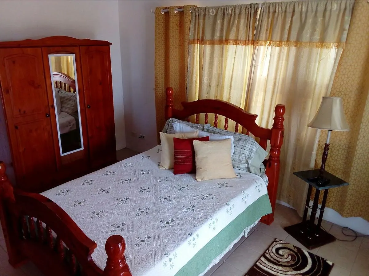 Blowing Point Village Nature Gardens Apartment أنجويلا